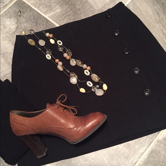 Tommy Hilfiger button mini skirt