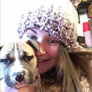 Meet your Posher, Leah