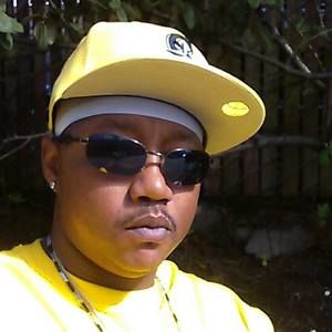 Meet your Posher, Logan