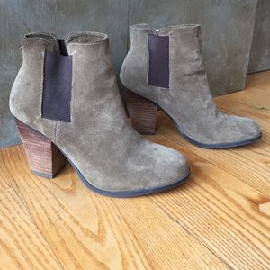 Size 7 Sole Society Boots