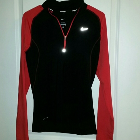 Nike Dri Fit Top