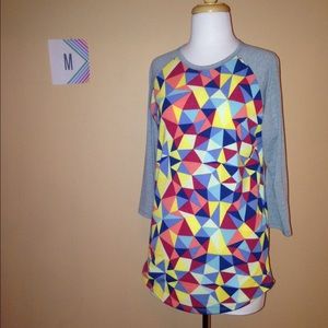 LulaRoe Randy tee