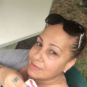 Meet your Posher, Nellie