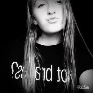 Meet your Posher, Olivia