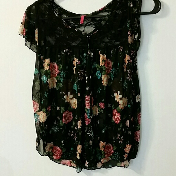 Floral top