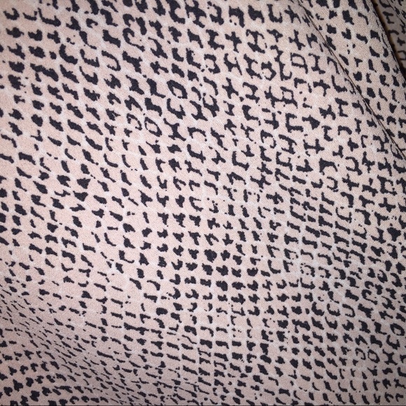 LOFT Snake Print Sheer blouse - Picture 3 of 4