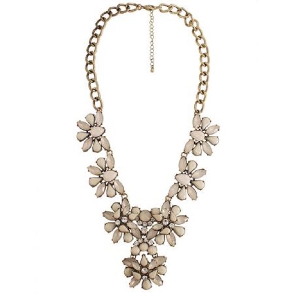 Gold-Tone Neutral Statement Necklace - Picture 2 of 4