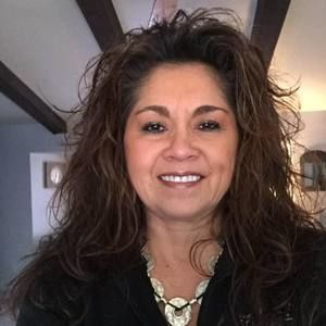 Meet your Posher, Vivian