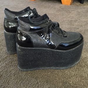 Yru glitter platforms