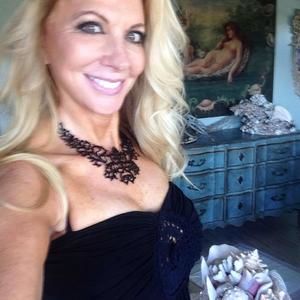 Meet your Posher, Sheri