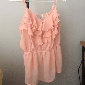 Medium pink ruffle tanktop
