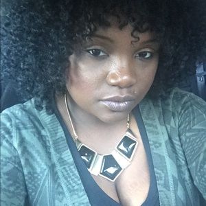 Meet your Posher, Tish