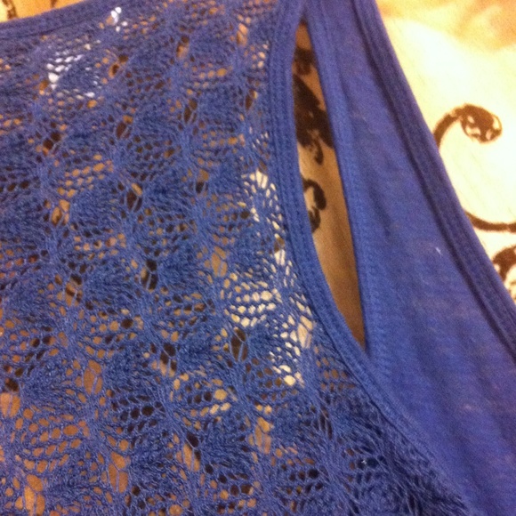 detailed navy tank top - Picture 3 of 3