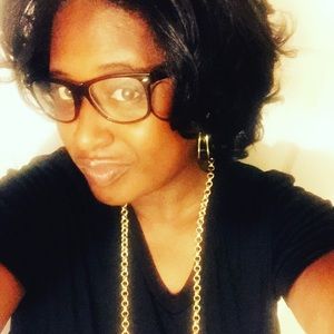 Meet your Posher, Laveta
