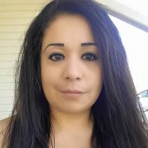 Meet your Posher, Raquel