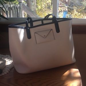 Marc by Marc Jacobs Metropolitote 48' Leather Tote