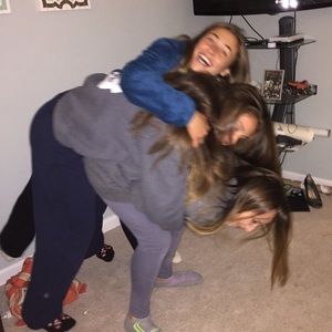 Meet your Posher, Bella