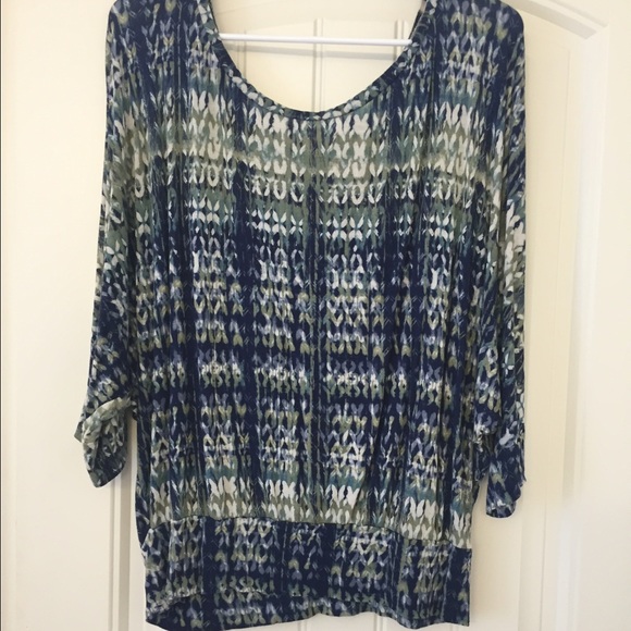 Very pretty Mudd shirt