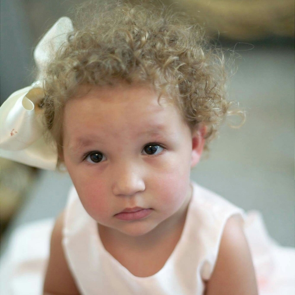 Meet your Posher, Angela - Picture 1 of 1