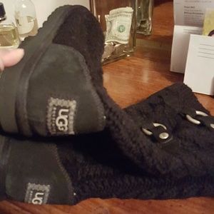 Ugg sweater boot