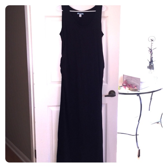 Old Navy maternity maxi dress black size large