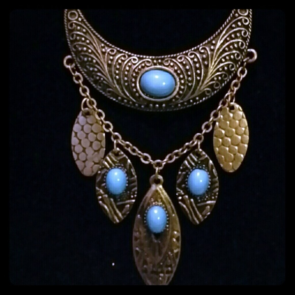 Tribal necklace