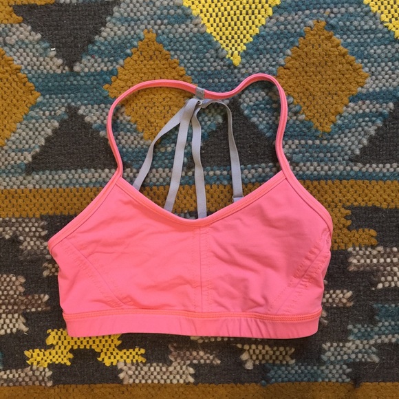 lululemon athletica Other - Lululemon Breathe Easy size 4