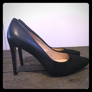 Banana republic black heels