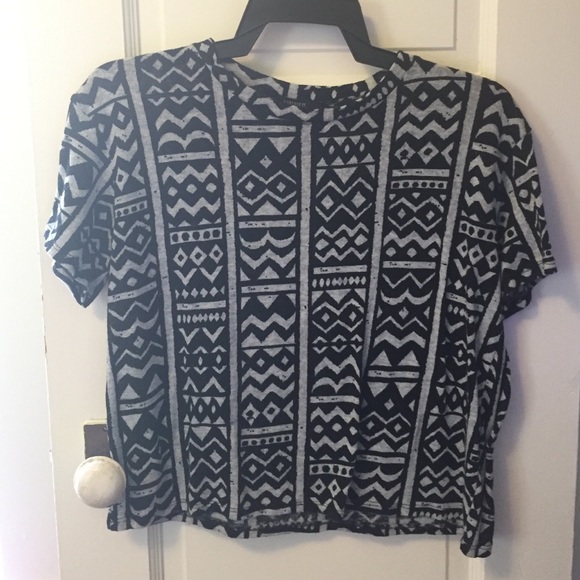 Forever 21 Tops - ✨Forever 21 top✨