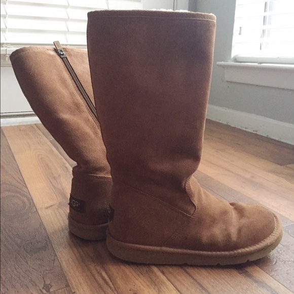 Ugg boots, worn a hand full of times