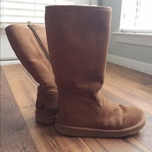 Ugg boots, worn a hand full of times