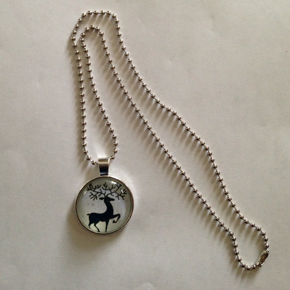 Jewelry - Deer Necklace