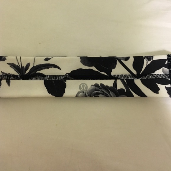 SOLD Lululemon Headband