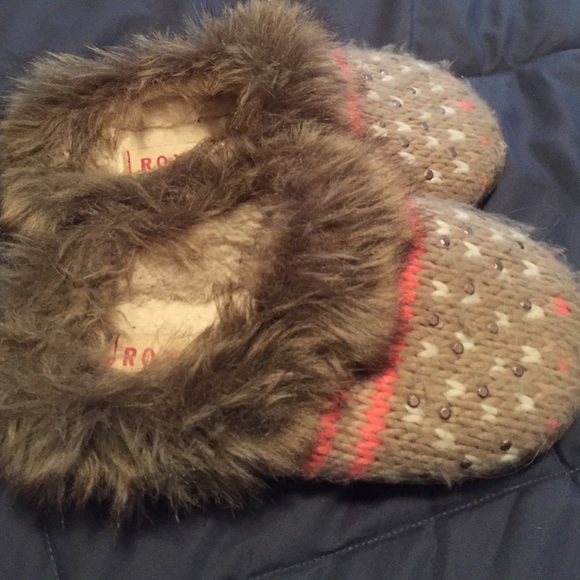 Roxy slippers