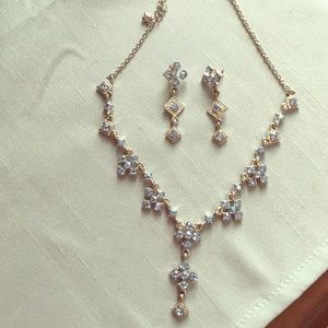 Light blue crystal rhinestone necklace & earrings