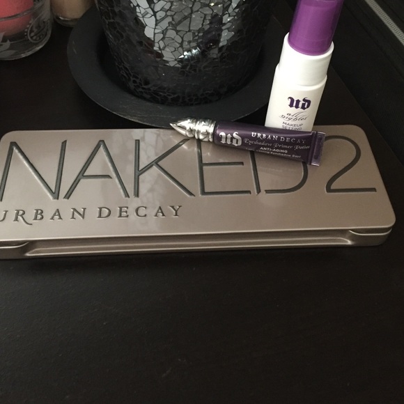 Urban Decay Naked 2