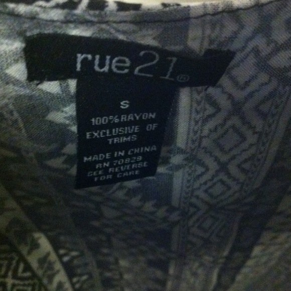 Rue21 dress - Picture 3 of 3