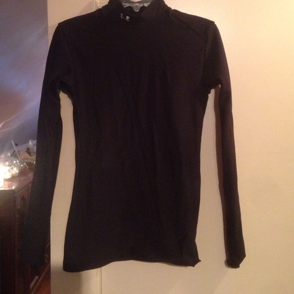 Under armour thermal long sleeve
