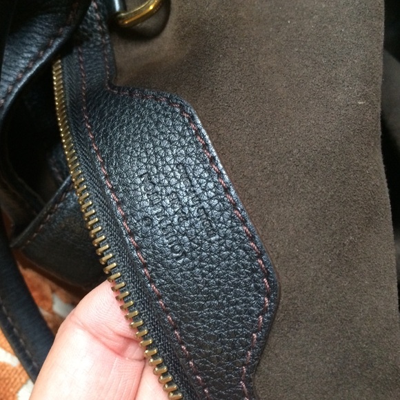 ❤️❤️SOLD❤️❤️❤️Authentic LV Mahina bag. - Picture 3 of 4