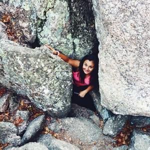 Meet your Posher, Daniela