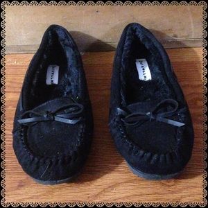 Black Moccasins