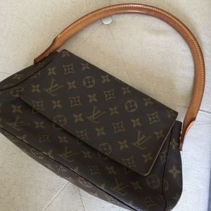 Louie Vuitton Looping  Monogram Satchel