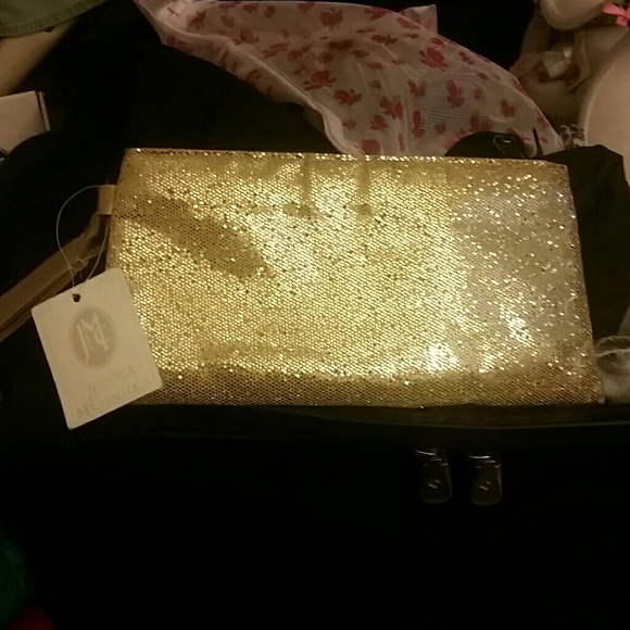 A Jessica Mc Clinton clutch
