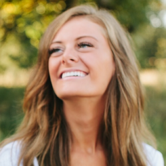 Meet your Posher, Brianne