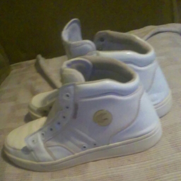 Shoes - Picture 2 of 2