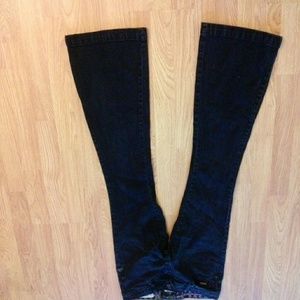 Black billabong jeans