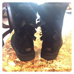 Wonderful warm and snuggly Bailey Bow black Uggs