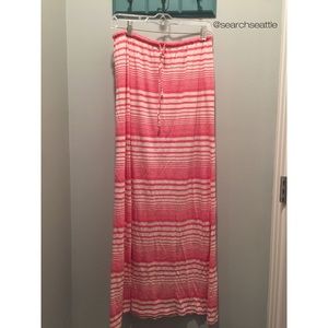 Coral and Cream Knit Maxi Skirt {L}