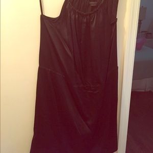BCBGMAXAZRIA SATIN DRESS