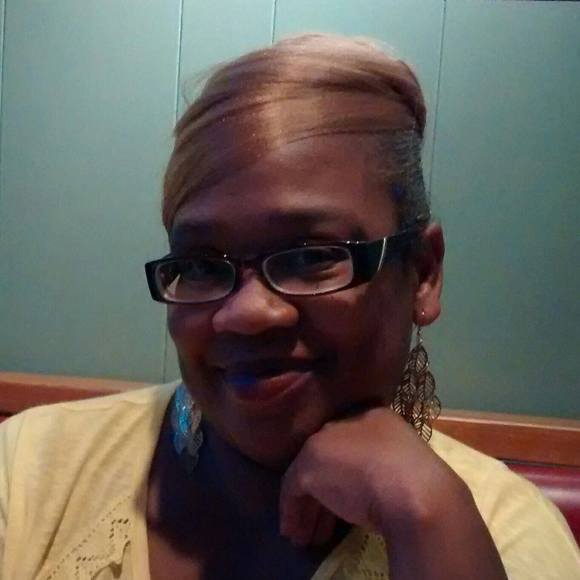 Meet your Posher, Chris - Picture 1 of 1